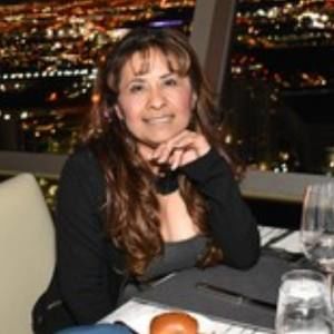 Meet your Posher, Iris